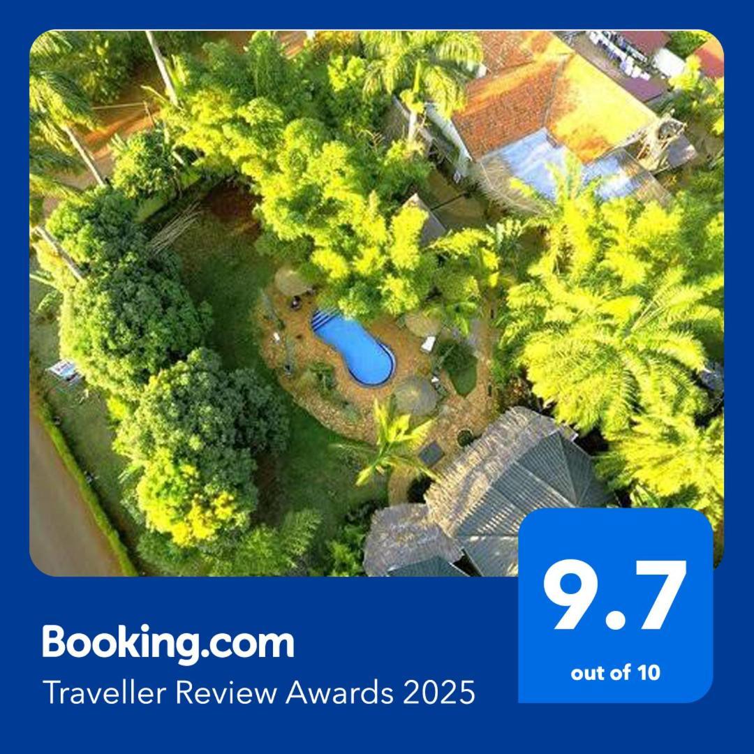 Afro Smile Hotel & Guest House Jinja Exterior photo